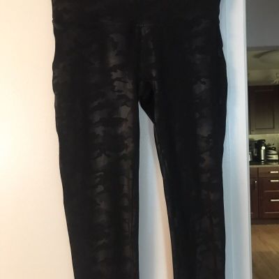 SPANX CAMO LEGGINGS XL EUC